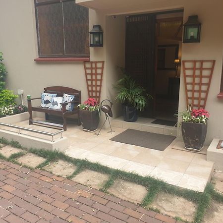 125 On Van Buuren Road Guest House Johannesburg Exterior photo