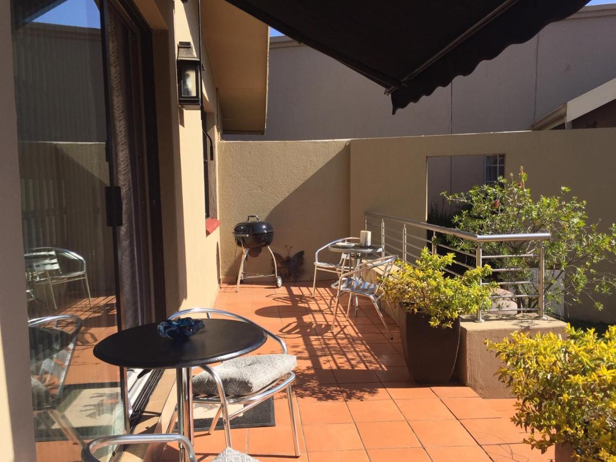 125 On Van Buuren Road Guest House Johannesburg Exterior photo