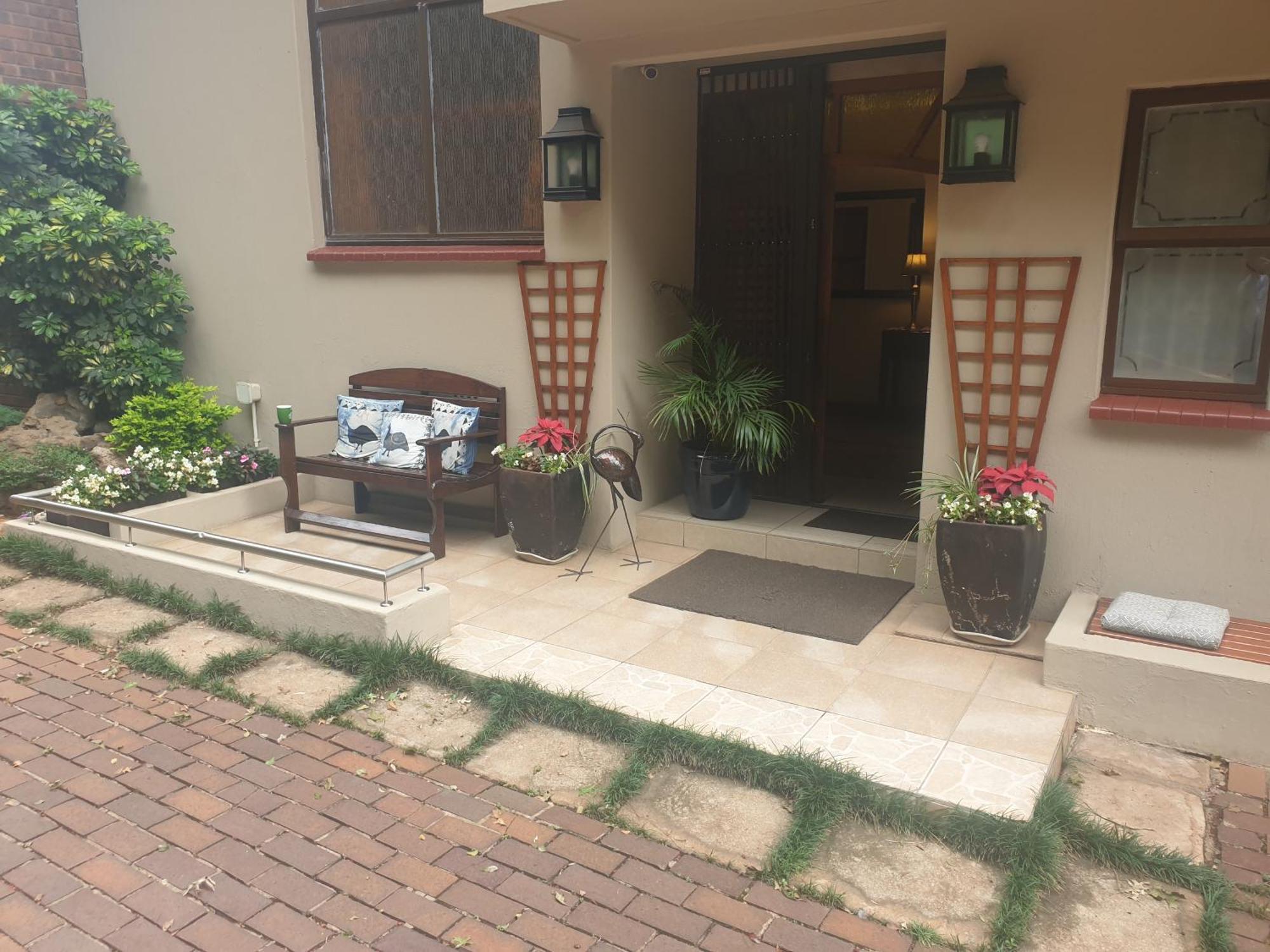 125 On Van Buuren Road Guest House Johannesburg Exterior photo