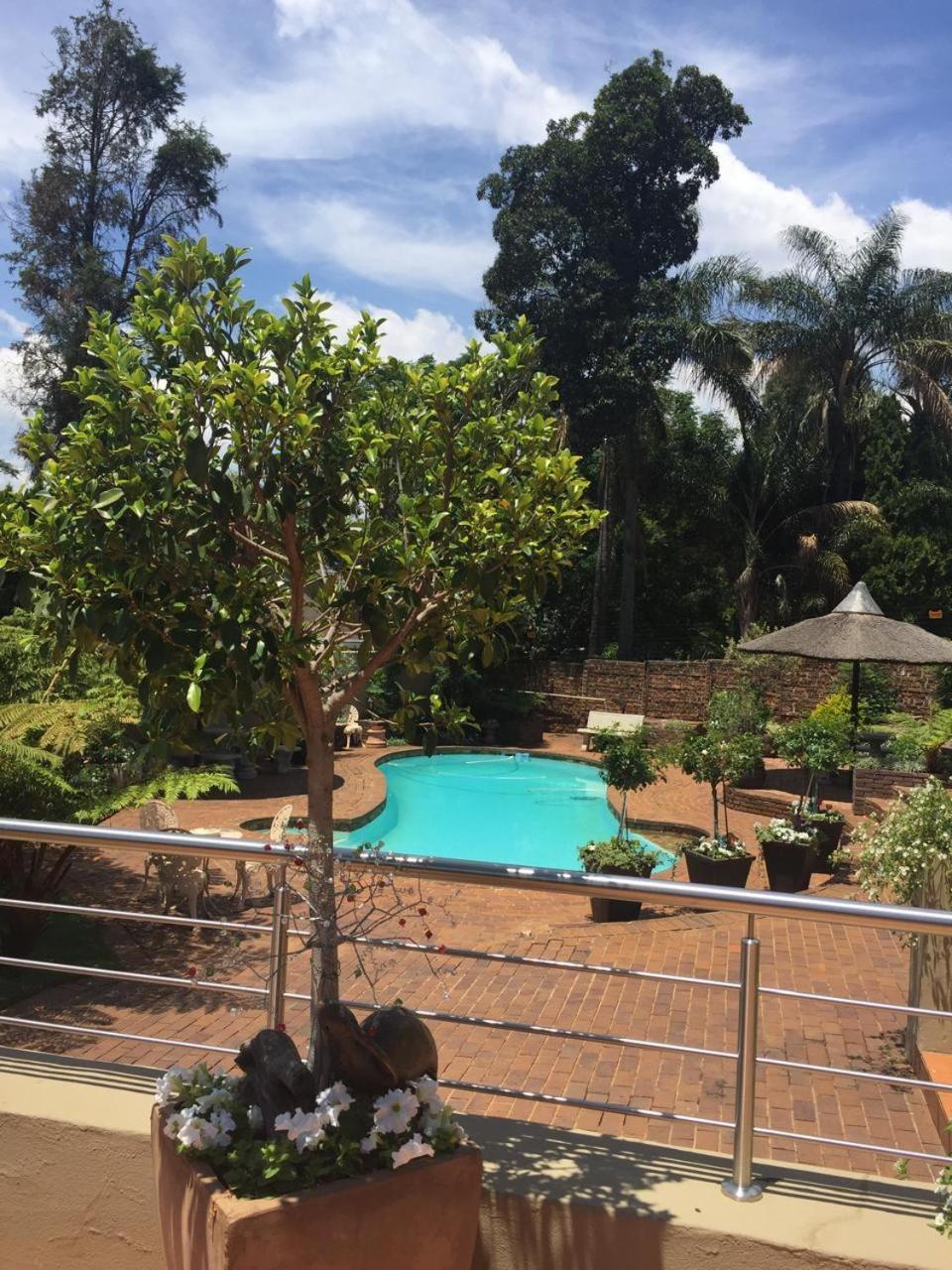 125 On Van Buuren Road Guest House Johannesburg Exterior photo